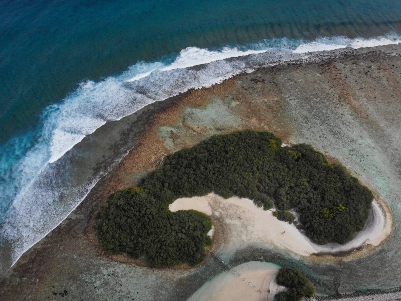 Thulusdhoo island's topography