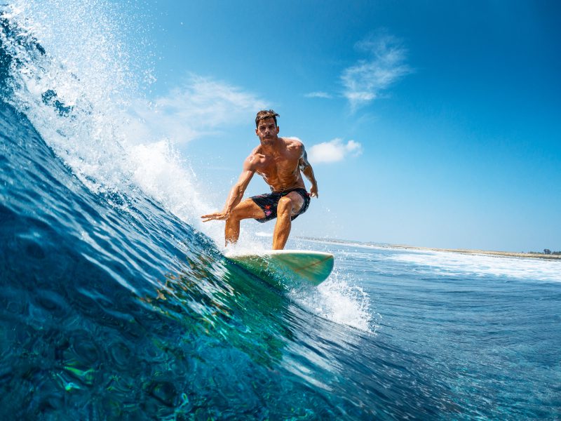 Surfing in Huraa