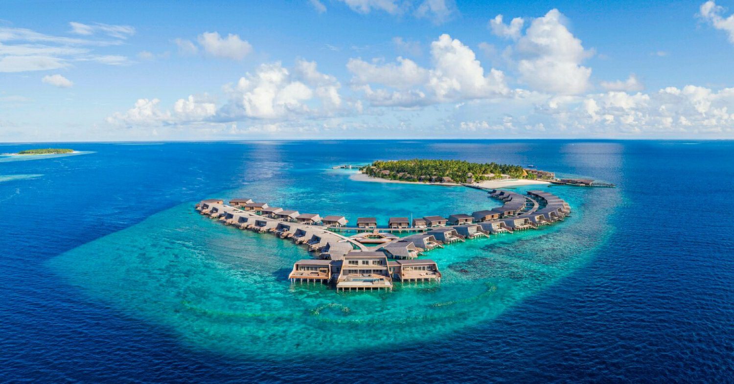 St. Regis Maldives Vommuli Island Resort