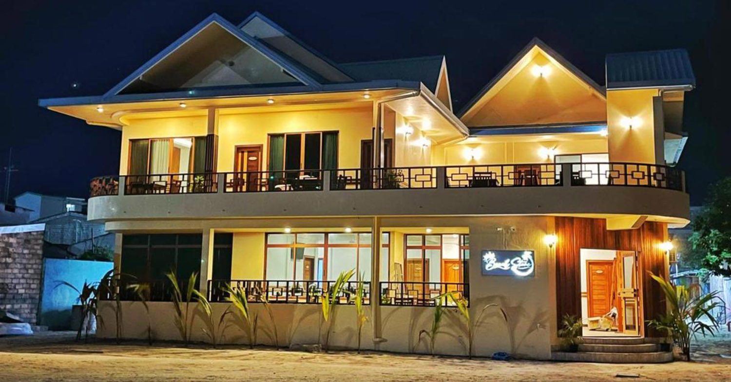 Beach Stone Hotel Gulhi