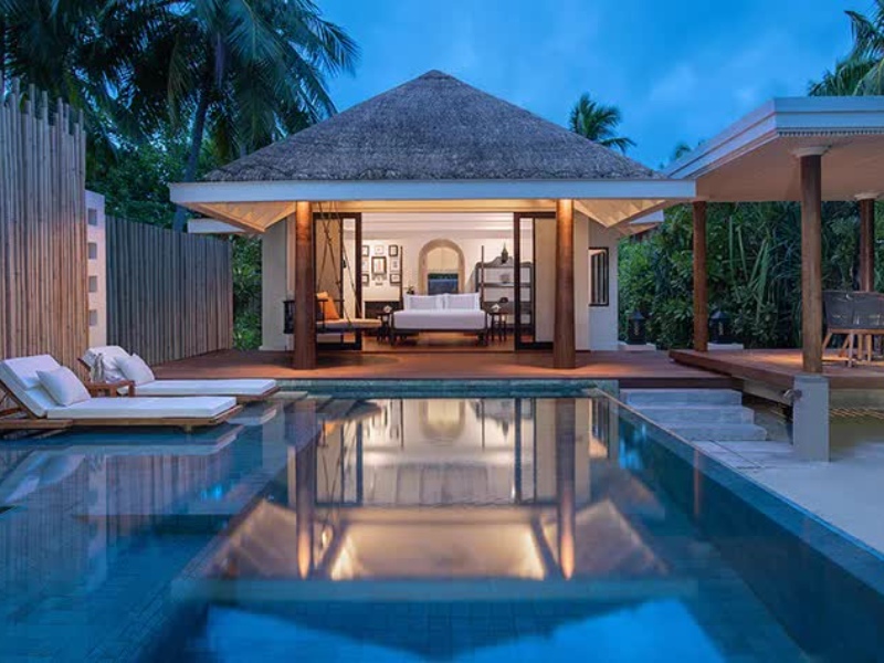 Beach Pool Villa at Anantara Kihavah