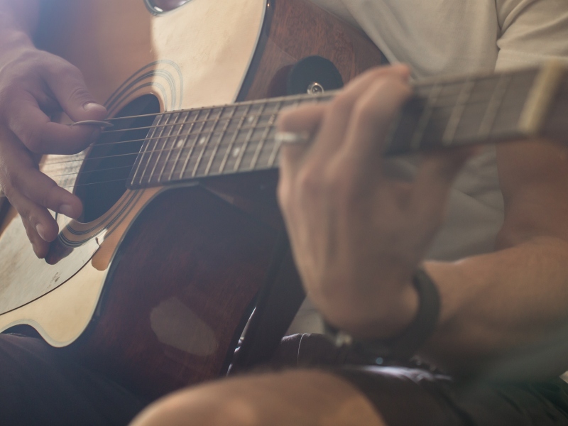 Live music in a bar